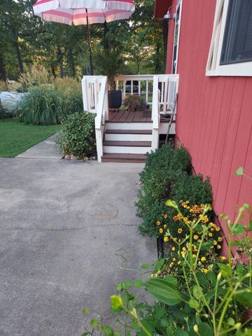 24415 Bald Eagle Drive, Golden, MO 65658