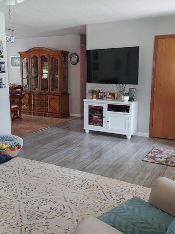 24415 Bald Eagle Drive, Golden, MO 65658