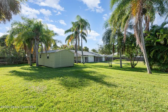 261 Edgewater Avenue SE, Palm Bay, FL 32909