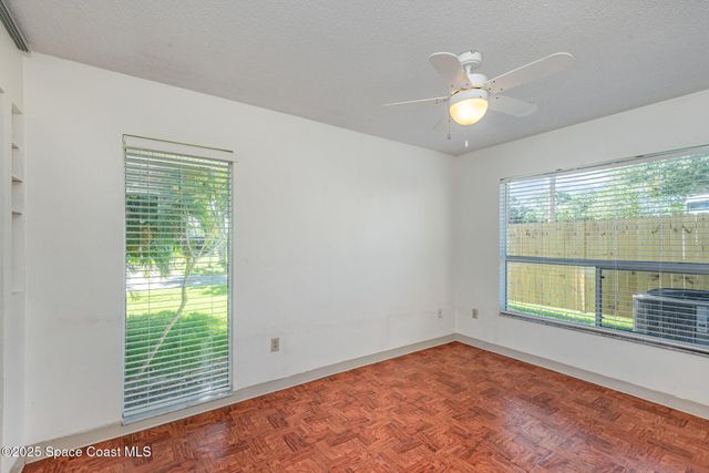 261 Edgewater Avenue SE, Palm Bay, FL 32909