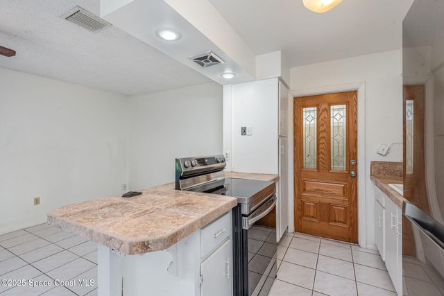 261 Edgewater Avenue SE, Palm Bay, FL 32909