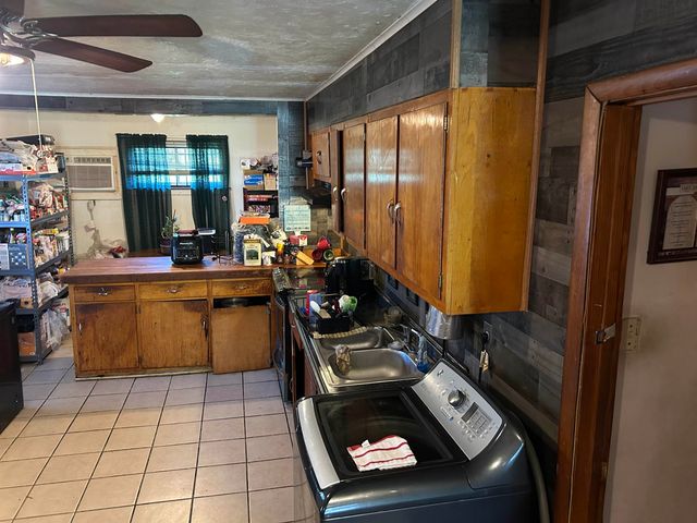 3158 FORD RD, Memphis, TN 38109