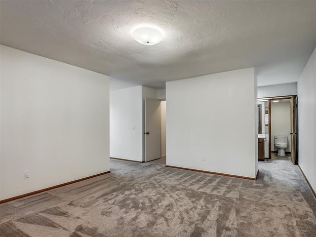 2200 Rosewood Lane, Edmond, OK 73013