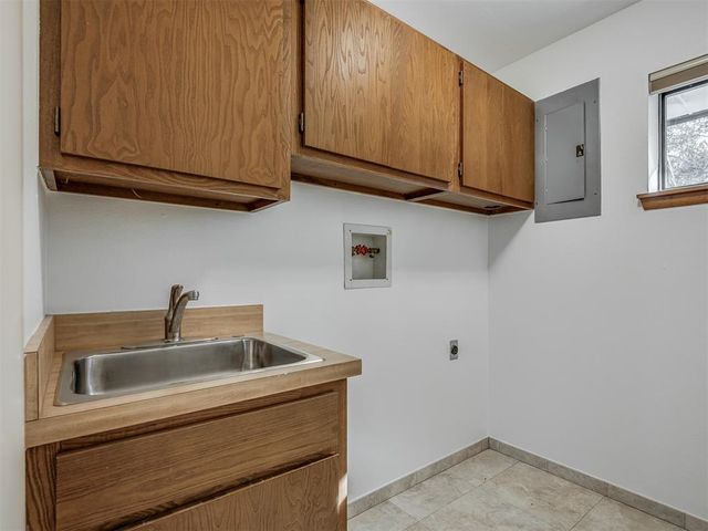 2200 Rosewood Lane, Edmond, OK 73013