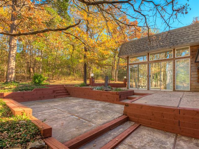 2200 Rosewood Lane, Edmond, OK 73013