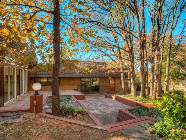 2200 Rosewood Lane, Edmond, OK 73013