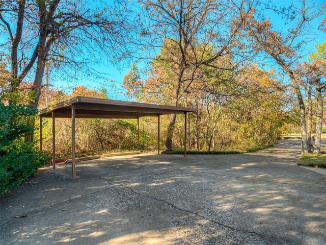 2200 Rosewood Lane, Edmond, OK 73013