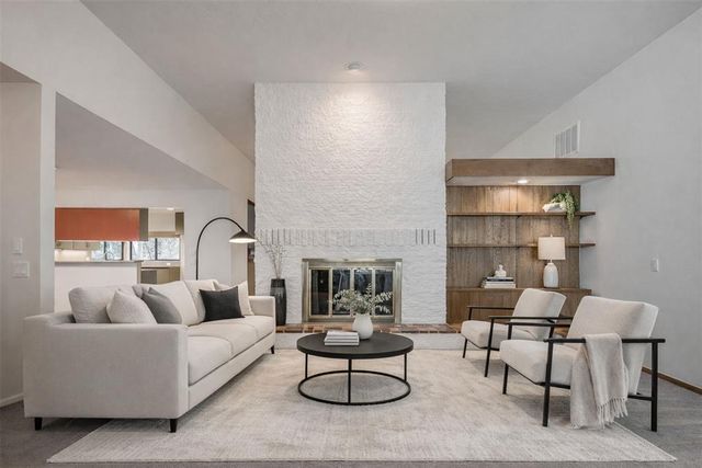 2200 Rosewood Lane, Edmond, OK 73013