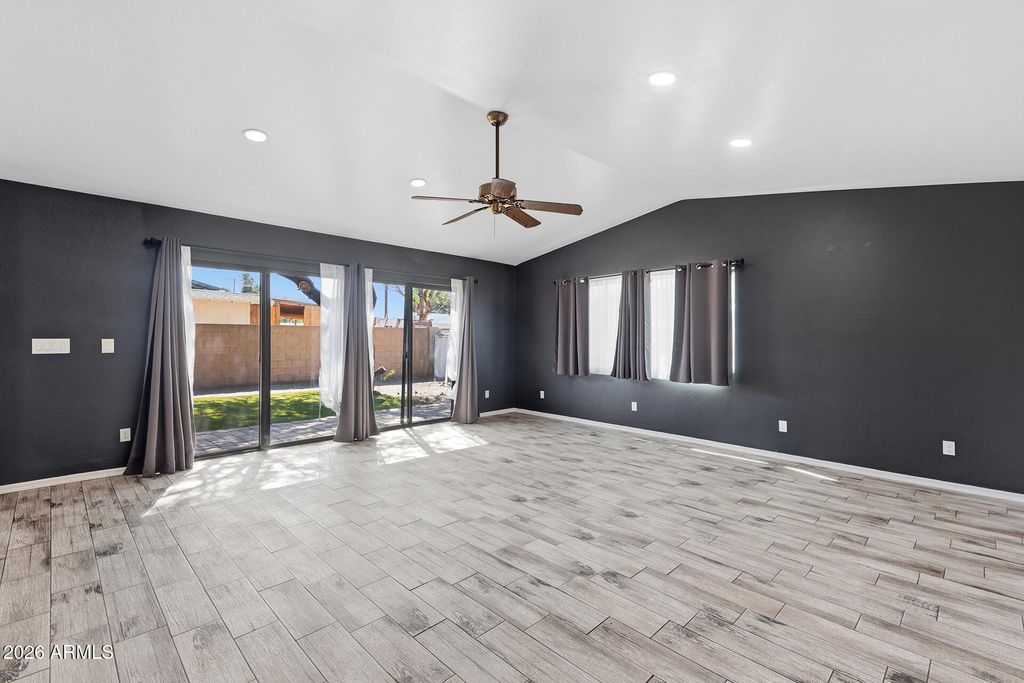 4019 W CITRUS Way, Phoenix, AZ 85019 — photo 4