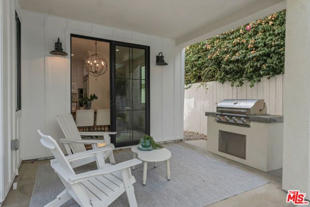 2421 Louella Avenue, Los Angeles, CA 90291
