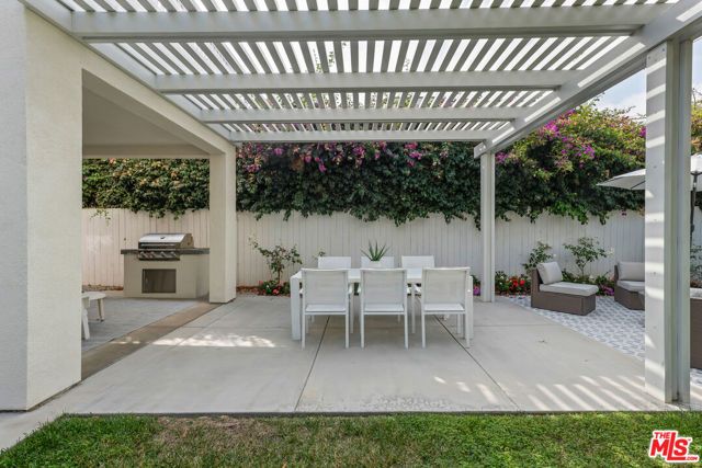 2421 Louella Avenue, Los Angeles, CA 90291