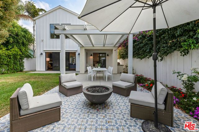 2421 Louella Avenue, Los Angeles, CA 90291