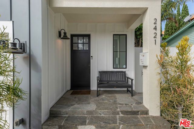 2421 Louella Avenue, Los Angeles, CA 90291