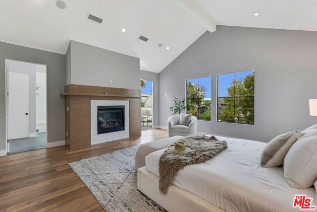 2421 Louella Avenue, Los Angeles, CA 90291
