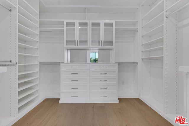 2421 Louella Avenue, Los Angeles, CA 90291