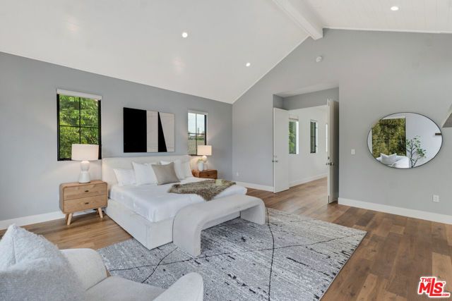 2421 Louella Avenue, Los Angeles, CA 90291