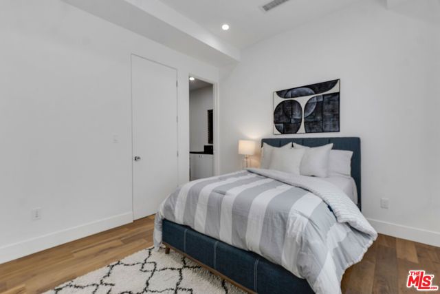 2421 Louella Avenue, Los Angeles, CA 90291