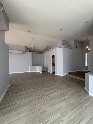 8727 Stockholm Avenue, Las Vegas, NV 89147