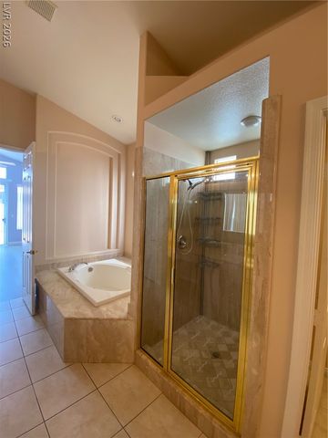 8727 Stockholm Avenue, Las Vegas, NV 89147