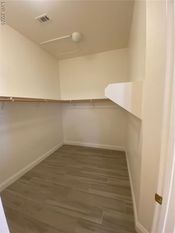 8727 Stockholm Avenue, Las Vegas, NV 89147
