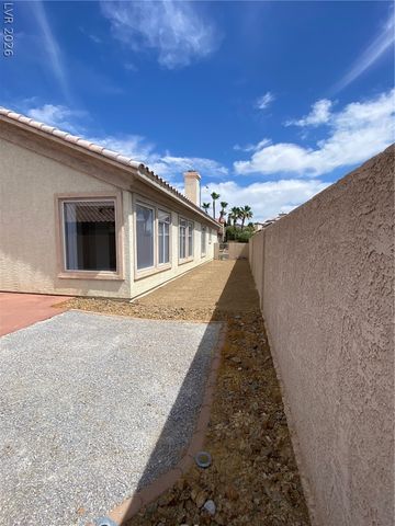 8727 Stockholm Avenue, Las Vegas, NV 89147