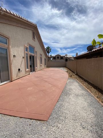 8727 Stockholm Avenue, Las Vegas, NV 89147
