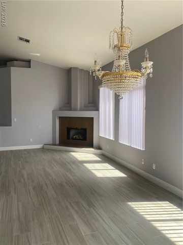 8727 Stockholm Avenue, Las Vegas, NV 89147