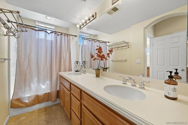 380 Callesita Mariola, Chula Vista, CA 91914