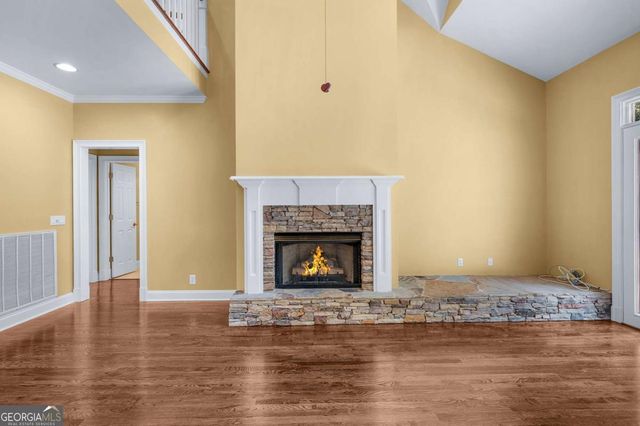 150 School House Road NE, Calhoun, GA 30701