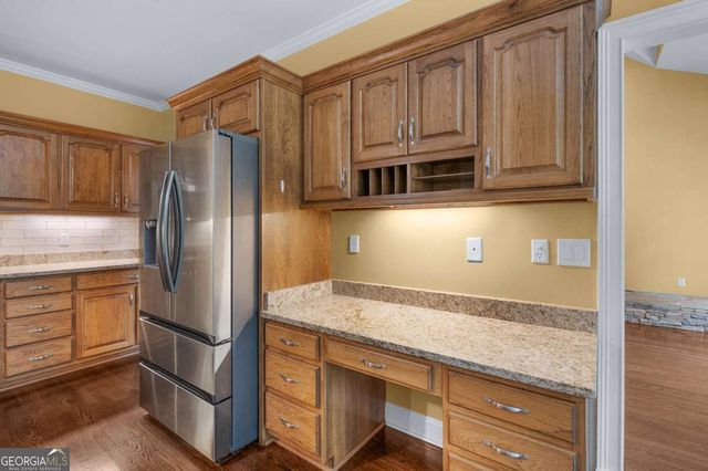 150 School House Road NE, Calhoun, GA 30701