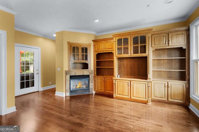 150 School House Road NE, Calhoun, GA 30701