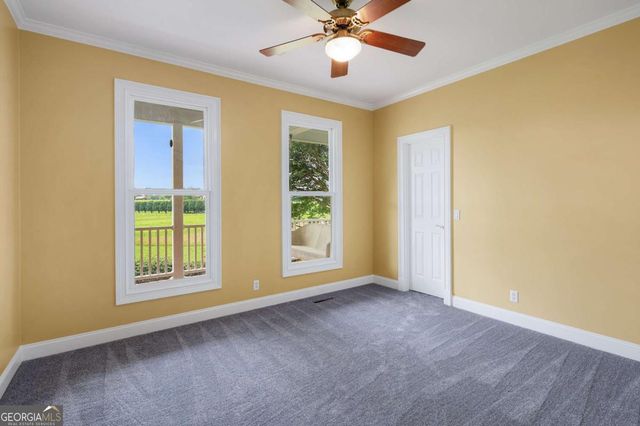 150 School House Road NE, Calhoun, GA 30701