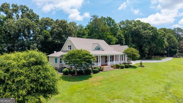 150 School House Road NE, Calhoun, GA 30701