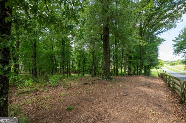 150 School House Road NE, Calhoun, GA 30701