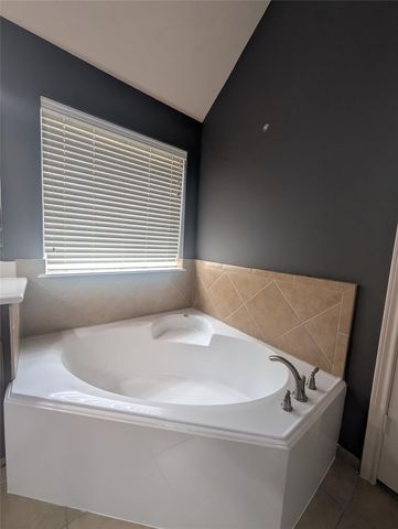 14915 Bronze Finch Drive, Cypress, TX 77433