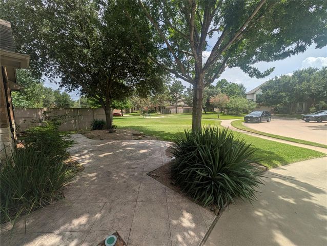 14915 Bronze Finch Drive, Cypress, TX 77433