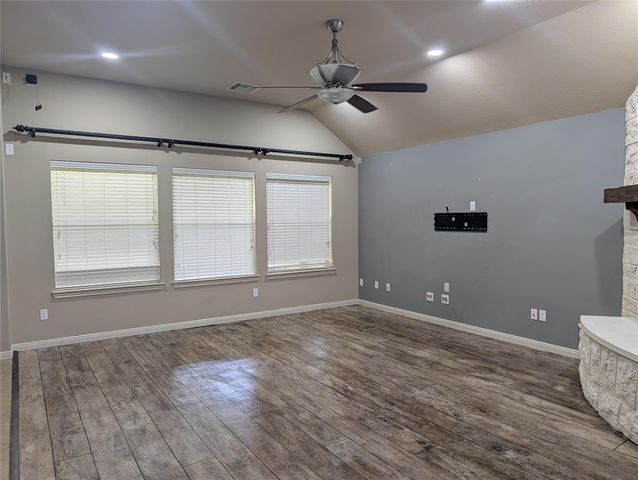 14915 Bronze Finch Drive, Cypress, TX 77433