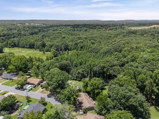 28 Creekridge Circle, Sherwood, AR 72120