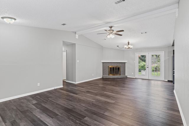 28 Creekridge Circle, Sherwood, AR 72120