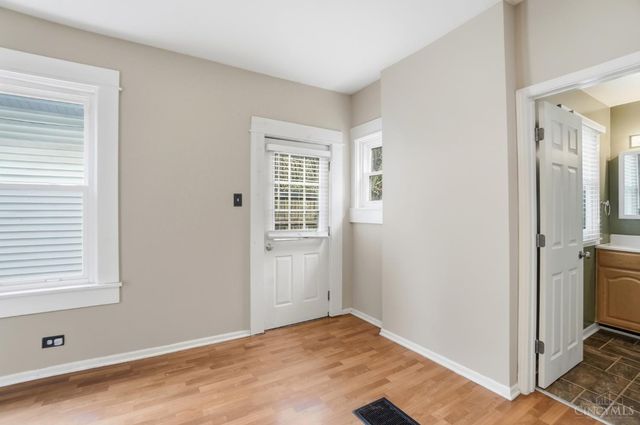 550 Delta Avenue, Cincinnati, OH 45226