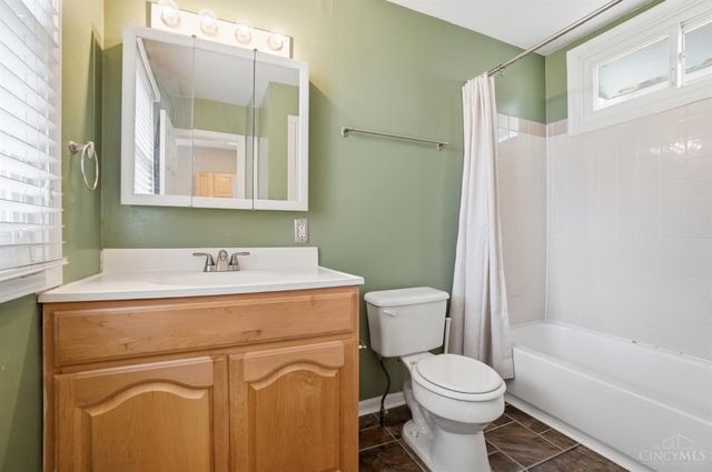 550 Delta Avenue, Cincinnati, OH 45226