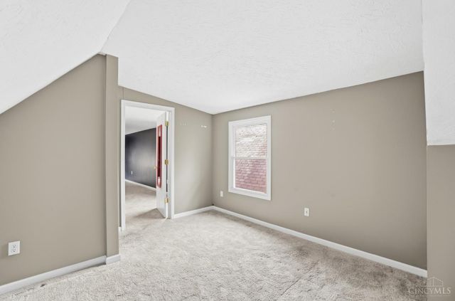 550 Delta Avenue, Cincinnati, OH 45226