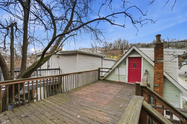 550 Delta Avenue, Cincinnati, OH 45226