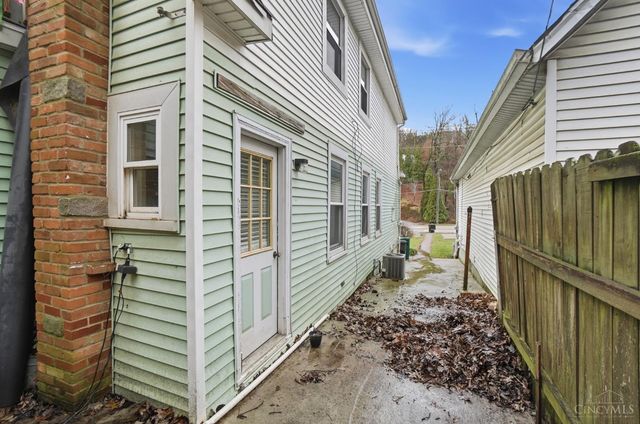 550 Delta Avenue, Cincinnati, OH 45226