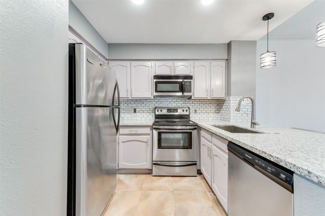 3125 Sondra Drive 107, Fort Worth, TX 76107