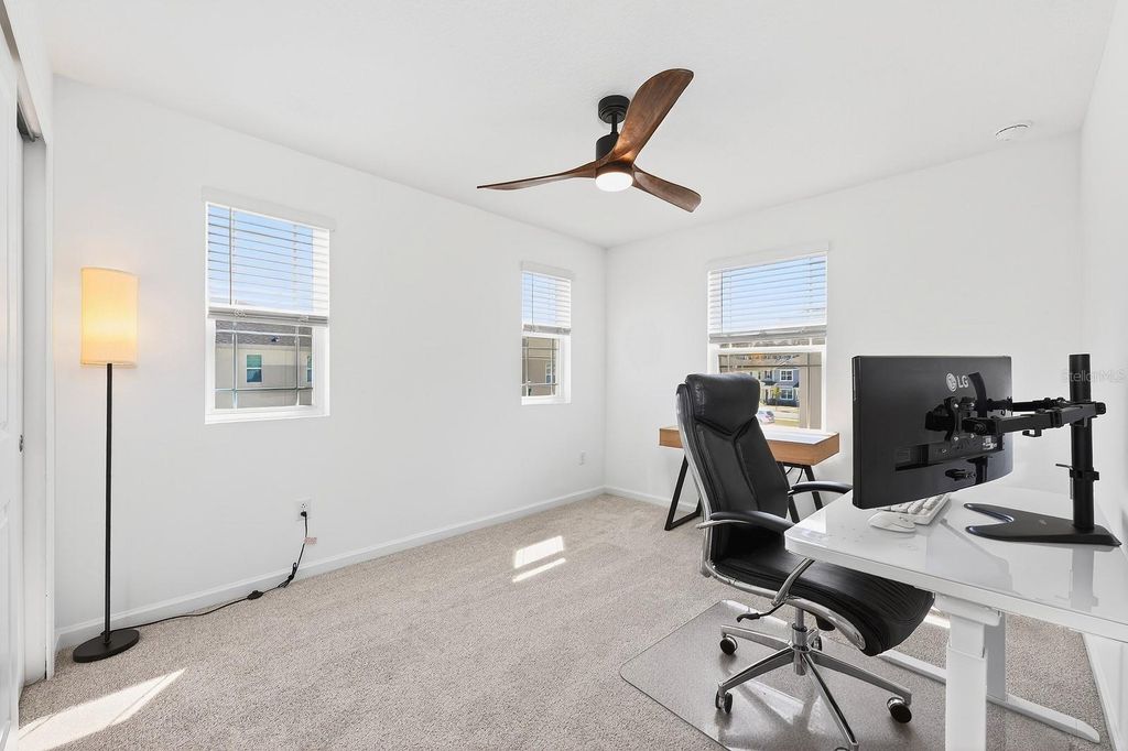 Image 18 of property listing at 11435 SUNSAIL AVENUE, Orlando, FL 32832