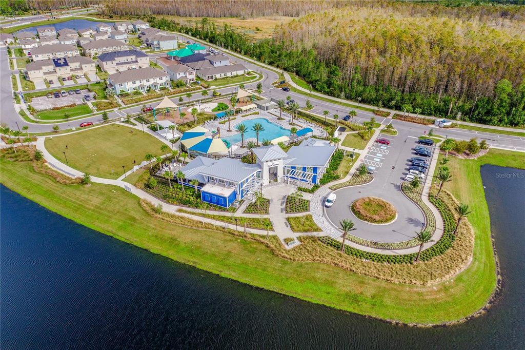 Image 28 of property listing at 11435 SUNSAIL AVENUE, Orlando, FL 32832