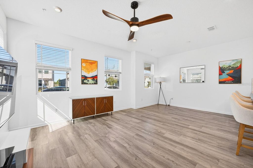 Image 4 of property listing at 11435 SUNSAIL AVENUE, Orlando, FL 32832