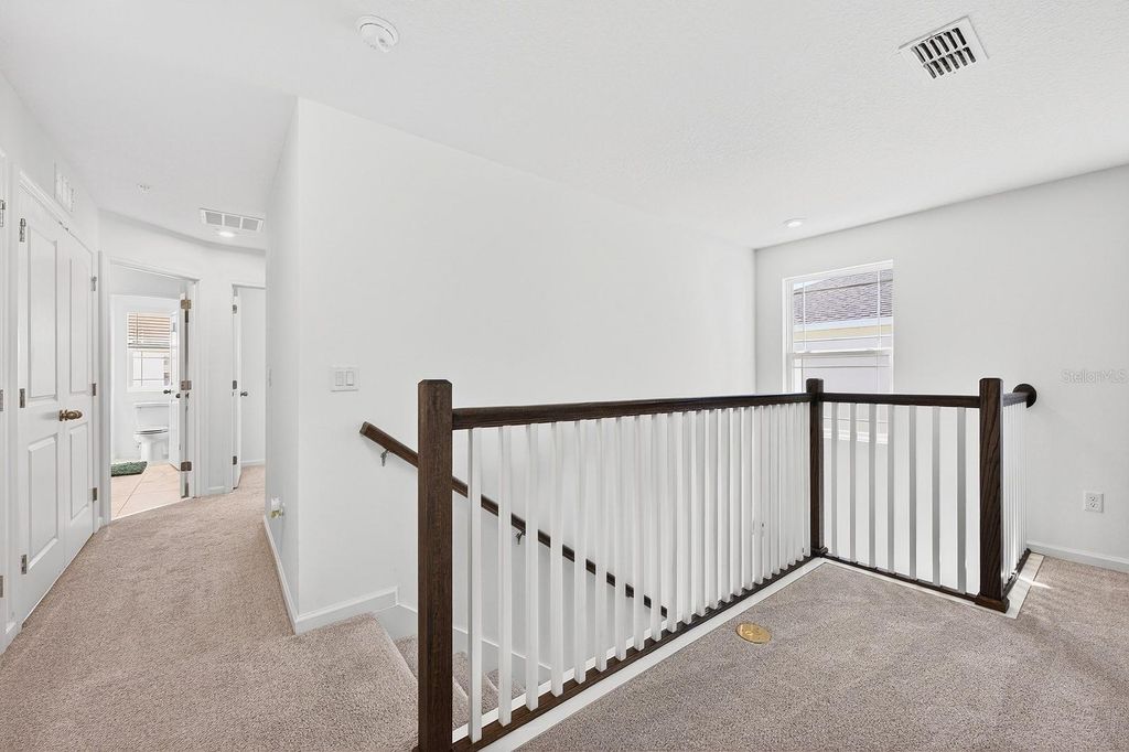 Image 9 of property listing at 11435 SUNSAIL AVENUE, Orlando, FL 32832