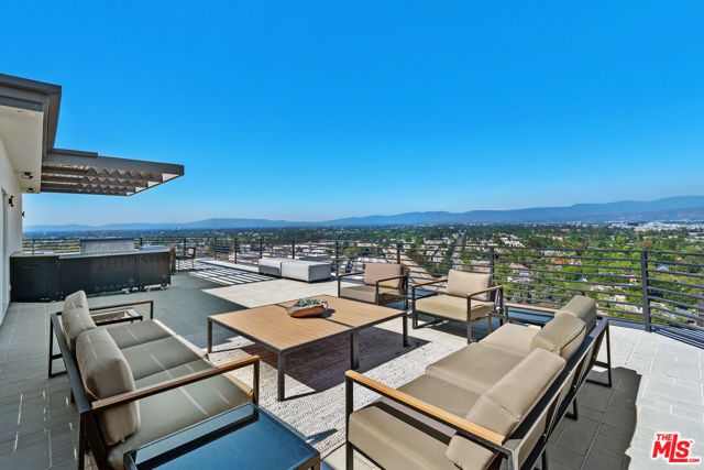 11725 Laurelwood Drive, Studio City (los Angeles), CA 91604